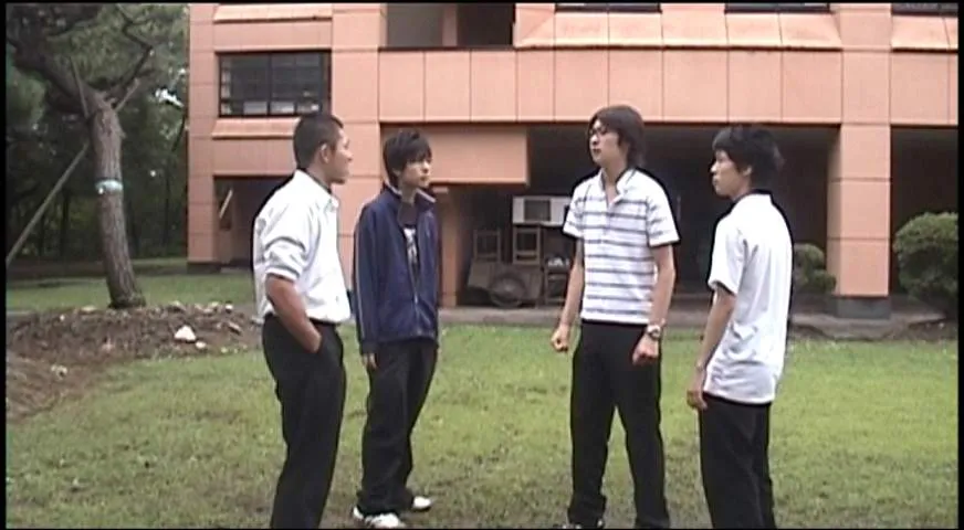 『誰かアイツを止めてくれ』場面カット⑤ 生徒会長に絡むヤンキー
