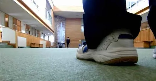 『こくせん 黒板戦争』場面カット② 対峙する二人